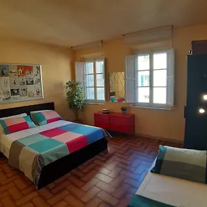 Francesca House Pisa